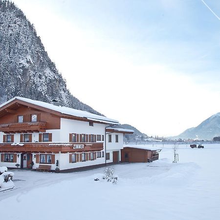 Gaestehaus Luxner Strass im Zillertal Esterno foto