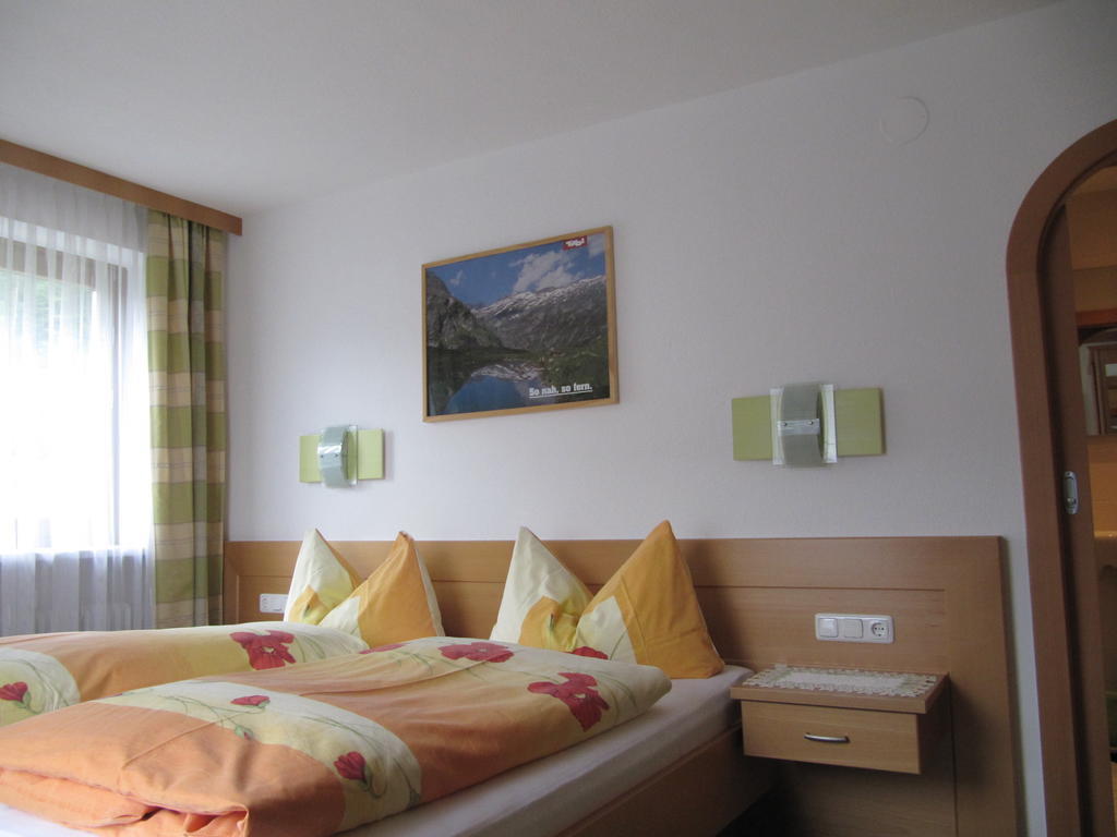 Gaestehaus Luxner Strass im Zillertal Camera foto